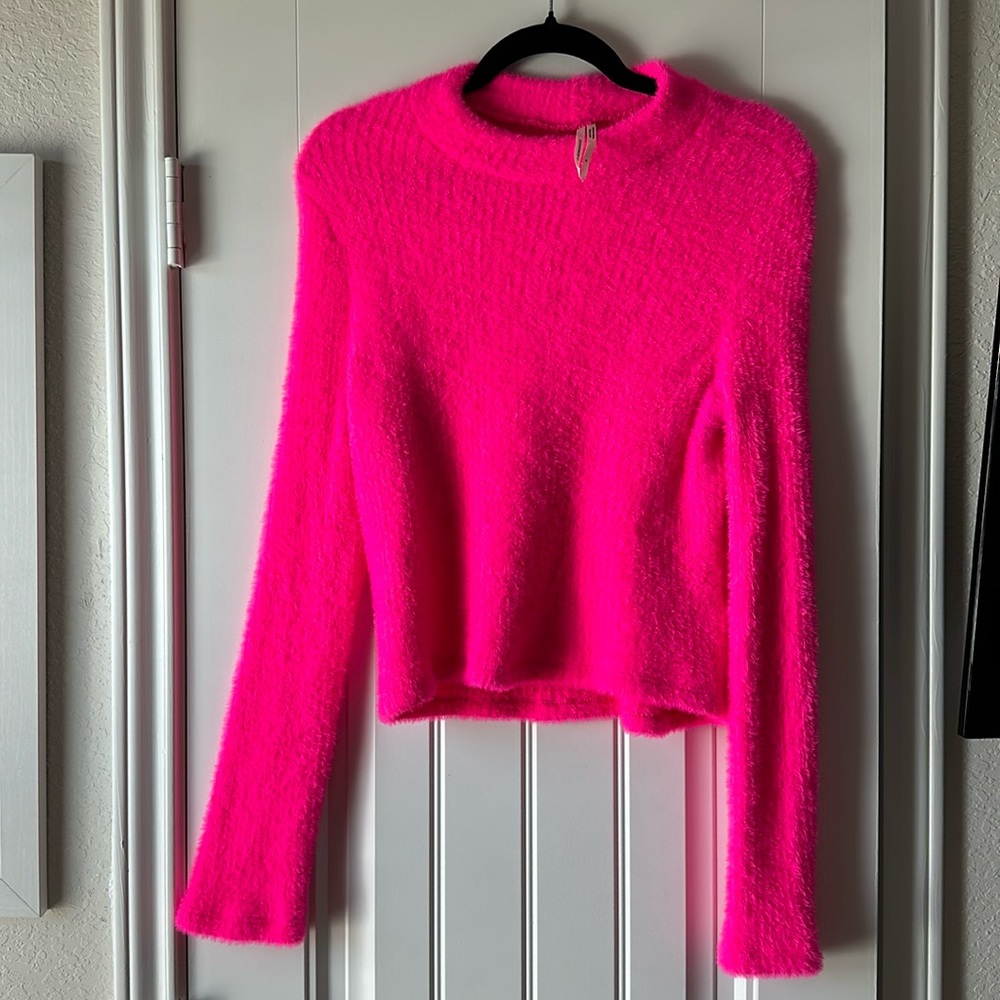 Bright Neon Pink Crop Sweater from Anthropologie in Size XL